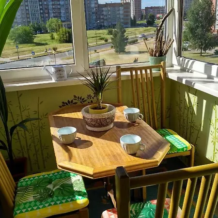 شقة 2-bedroom For 4 *